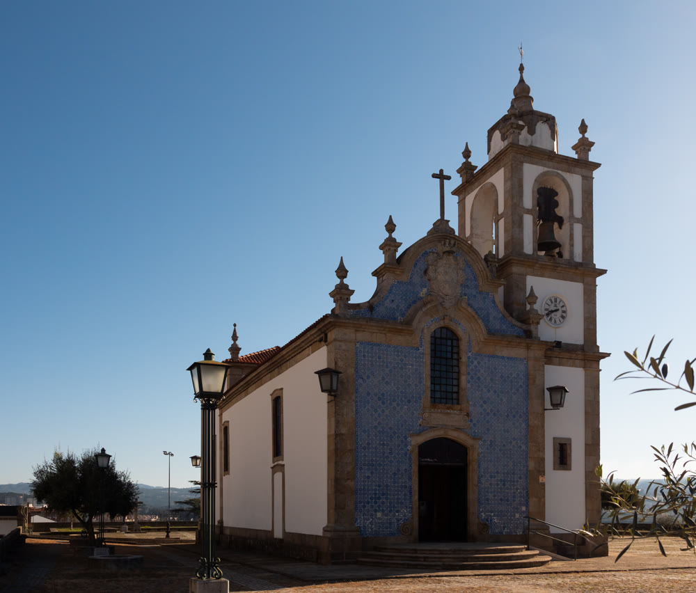 Bell tower and main building of Igreja do Calvario, Vila Real