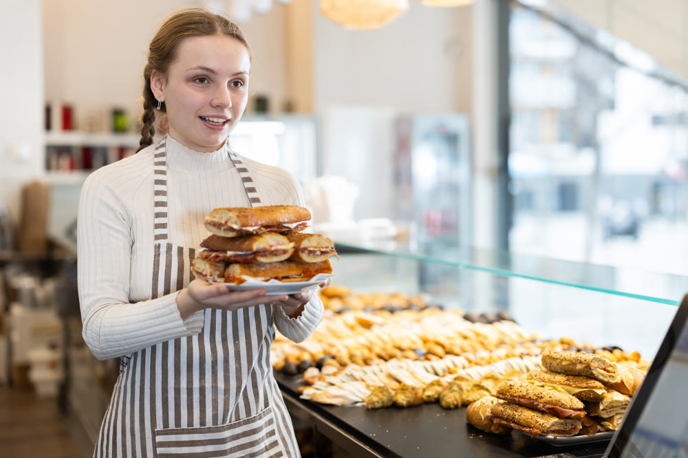 Bakery saleswoman offers to buy tawty baked goods