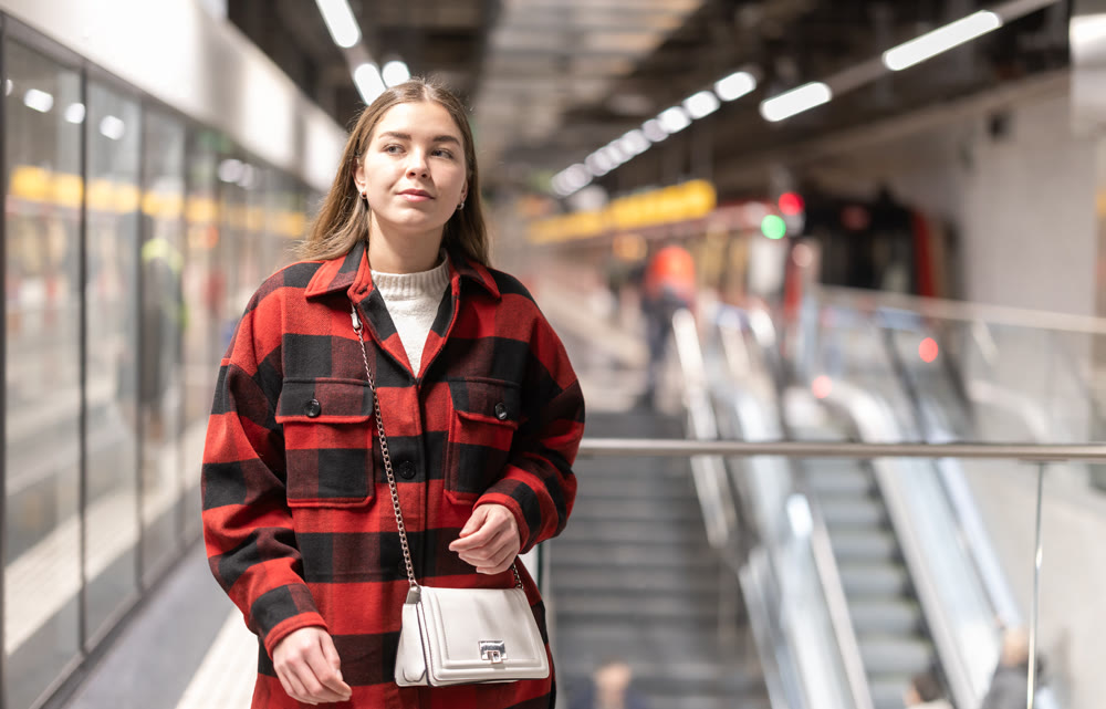 Woman changing to the subway