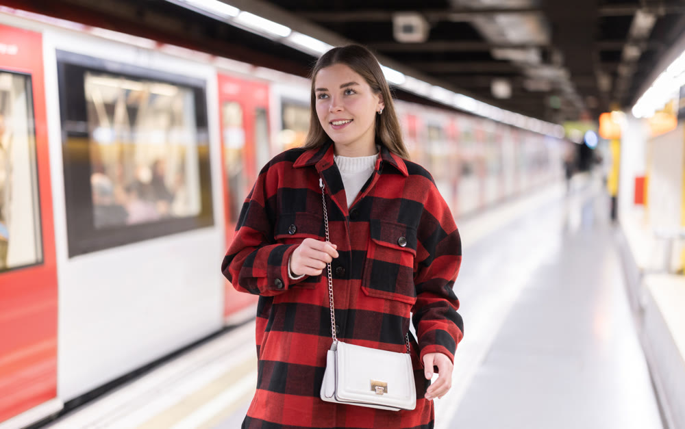 Woman changing to the subway